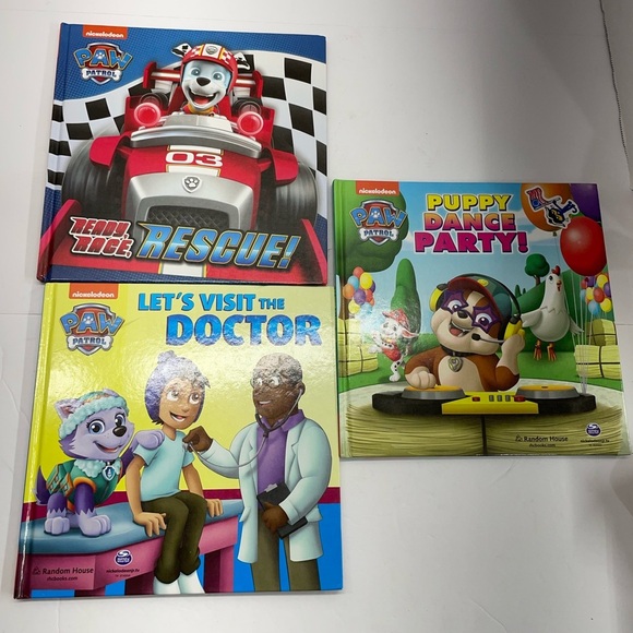 Nickelodeon Paw Patrol Book Set - Vibrant Adventure Stories 6 Books in 3 - Picture 4 of 6